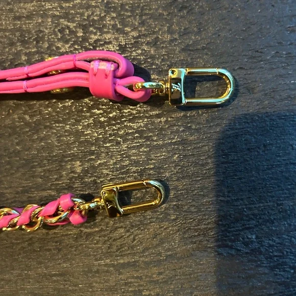 Lexington Monogram pattern leather shoulder bag - Picture 8 of 13